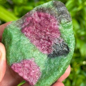 771.5 Carat Raw Ruby Zoisite Specimen: Unheated Fluorescent Healing Crystal 771.5 Carat Raw Ruby Zoisite Specimen: Unheated Fluorescent Healing Crystal