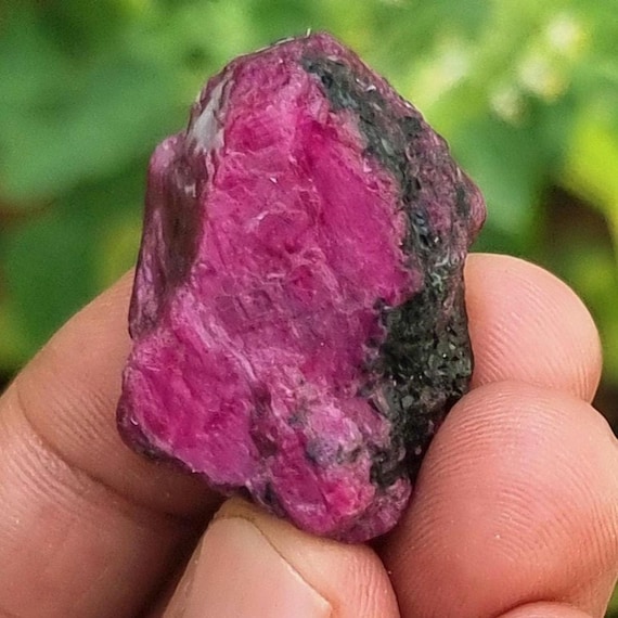 Raw Ruby Zoisite Crystal: Natural Red Gemstone, 112 Ct Raw Ruby Zoisite Crystal: Natural Red Gemstone, 112 Ct