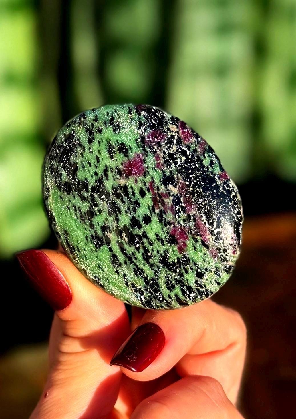 Ruby Zoisite Crystal - (anyolite) - Uv Reactive - For Enhanced Patience And Passion -connects Mind And Heart - Anyolite Crystal