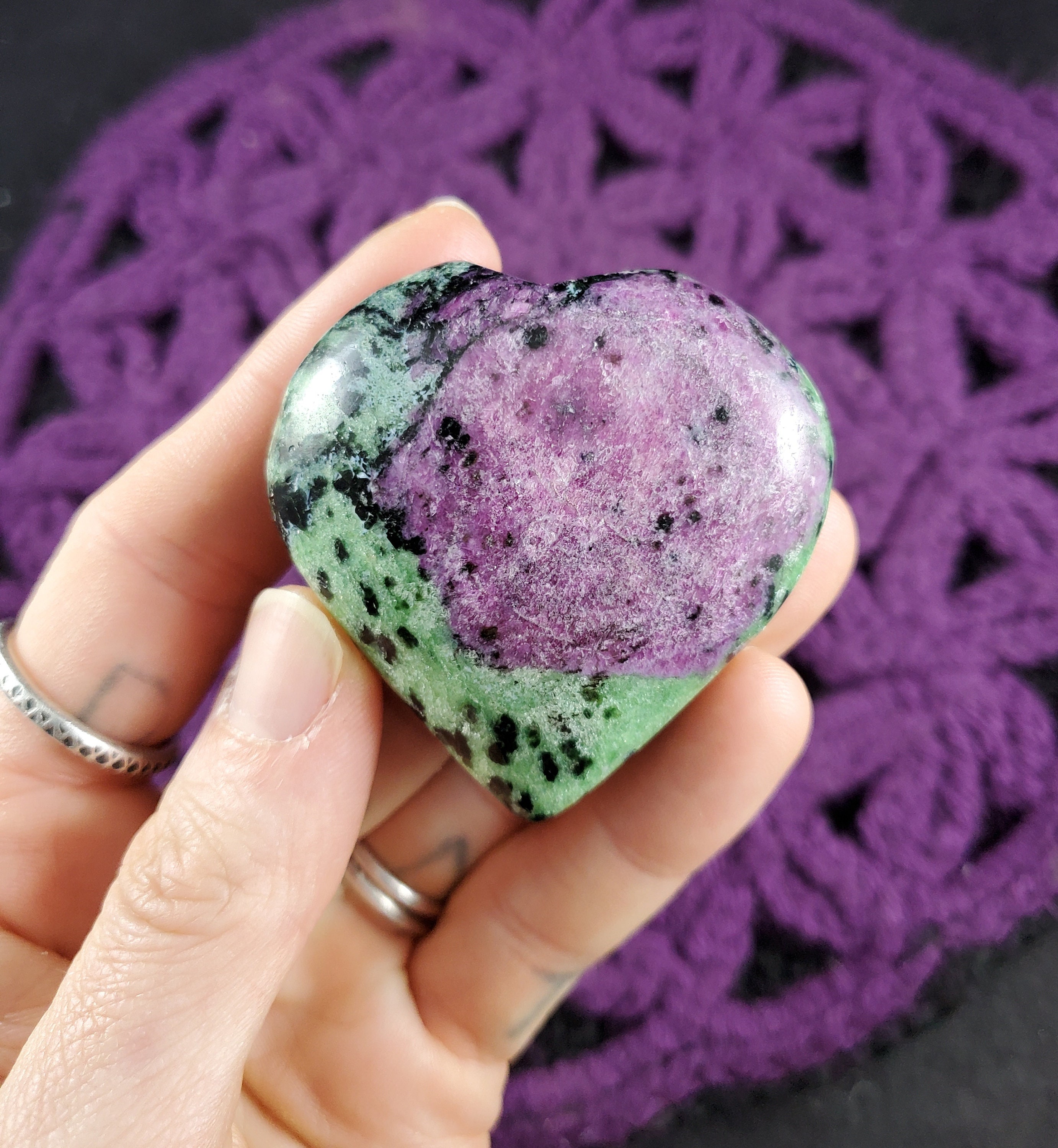 Ruby Zoisite Polished Heart Crystals Stones Crystal Natural Love July Birthstone Gift Uv Reactive High Quality