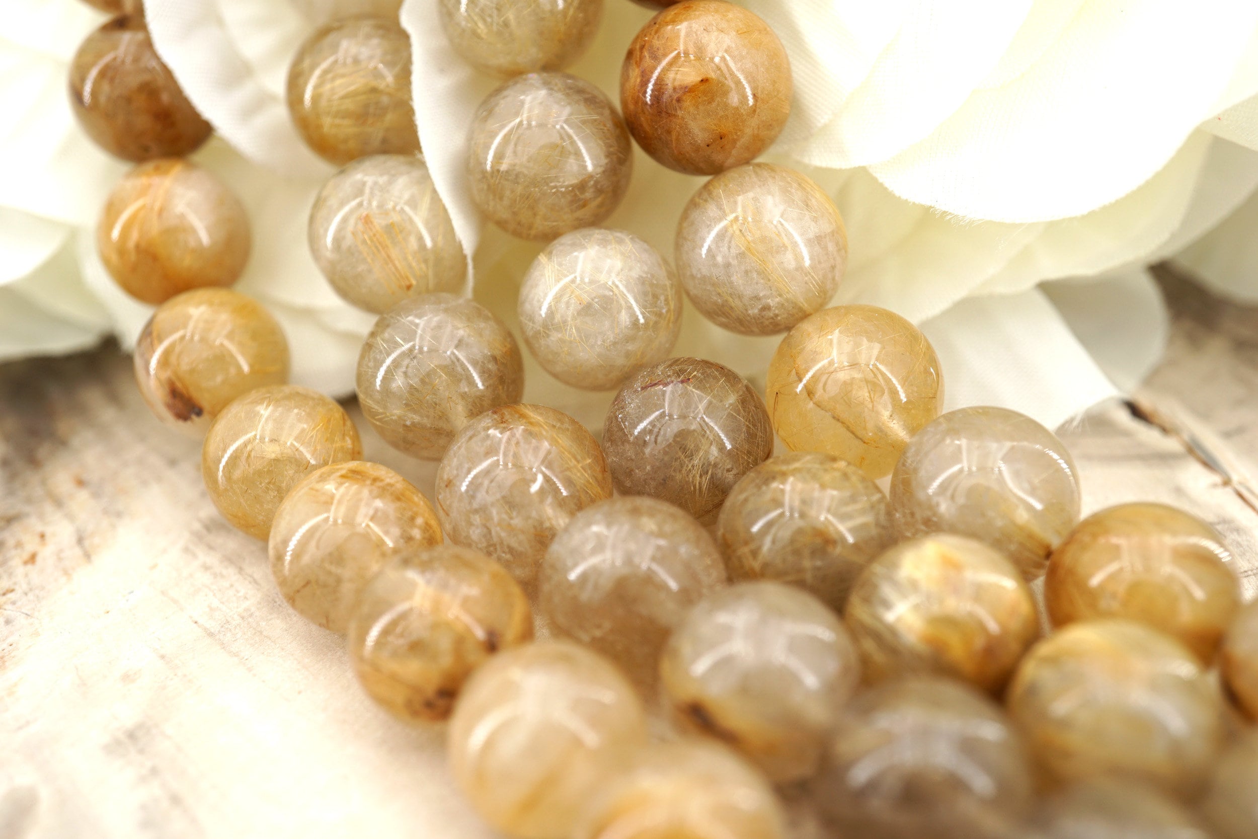 Rutilated Quartz 11-11.5mm Round Beads (etb00121) Healing Crystals/unique Jewelry/vintage Jewelry/gemstone Necklace