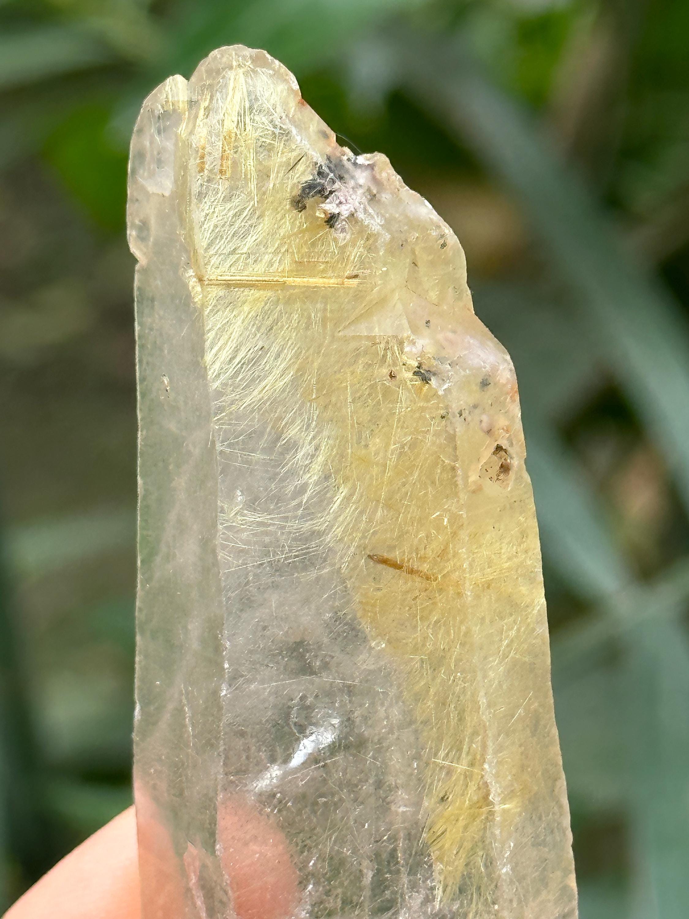 Natural Raw Rutile Quartz Crystal/clear Golden Rutilated Needles Inclusion Crystal/energy Crystal/reiki/meditation- 70 G Natural Raw Rutile Quartz Crystal/clear Golden Rutilated Needles Inclusion Crystal/energy Crystal/reiki/meditation- 70 G