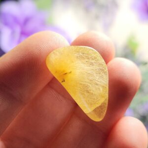 Angel Hair Rutilated Quartz: Tumbled Golden Rutilated Crystal