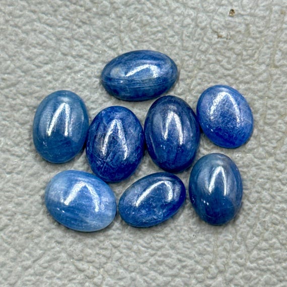 Blue Sapphire Cabochon Gemstone Lot (8 Pieces, 38.30 Carat, 10-12mm)