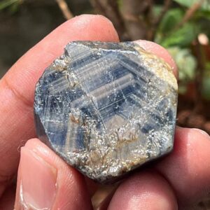 Blue Sapphire Raw Crystal - Birthstone , Gemstone Sapphire Crystal Raw Kashmir Sapphire Untreated Stone Of Prosperity Healing Crystal 160cr Blue Sapphire Raw Crystal - Birthstone , Gemstone Sapphire Crystal Raw Kashmir Sapphire Untreated Stone Of Prosperity Healing Crystal 160cr