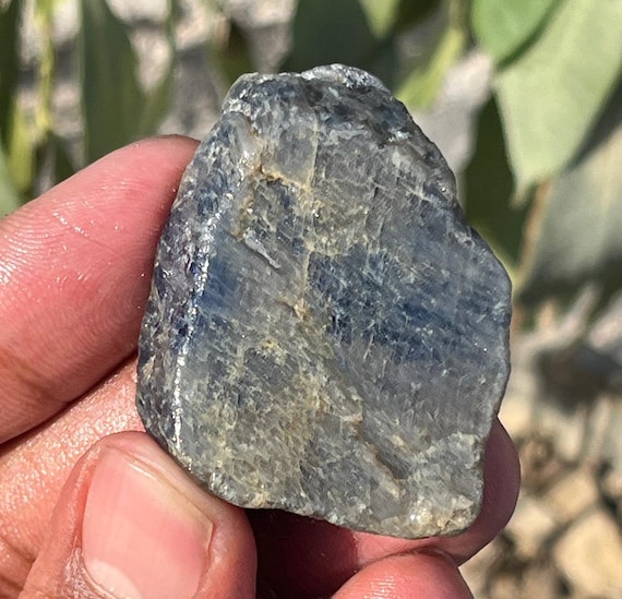 Blue Sapphire  Raw Crystal - Birthstone , Gemstone Sapphire Crystal Raw Kashmir Sapphire Untreated Stone Of Prosperity Healing Crystal 150cr