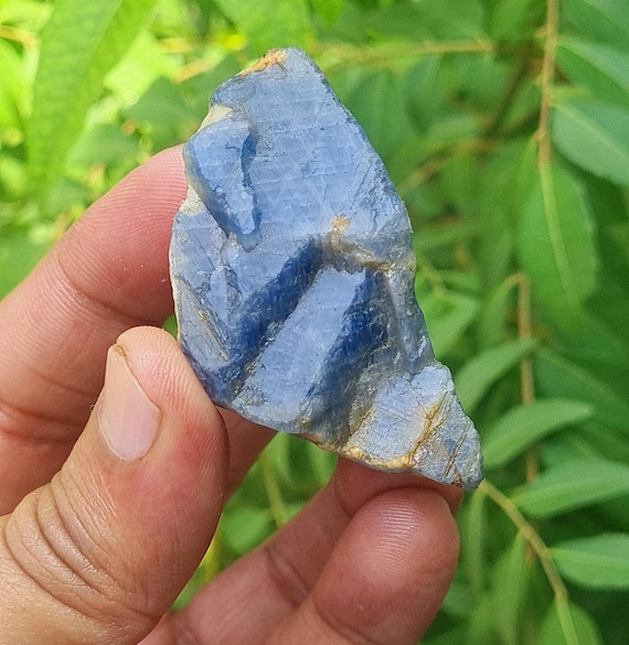 Raw Blue Sapphire Reiki Healing Crystal Chunk (207 Ct, 52x28 Mm)