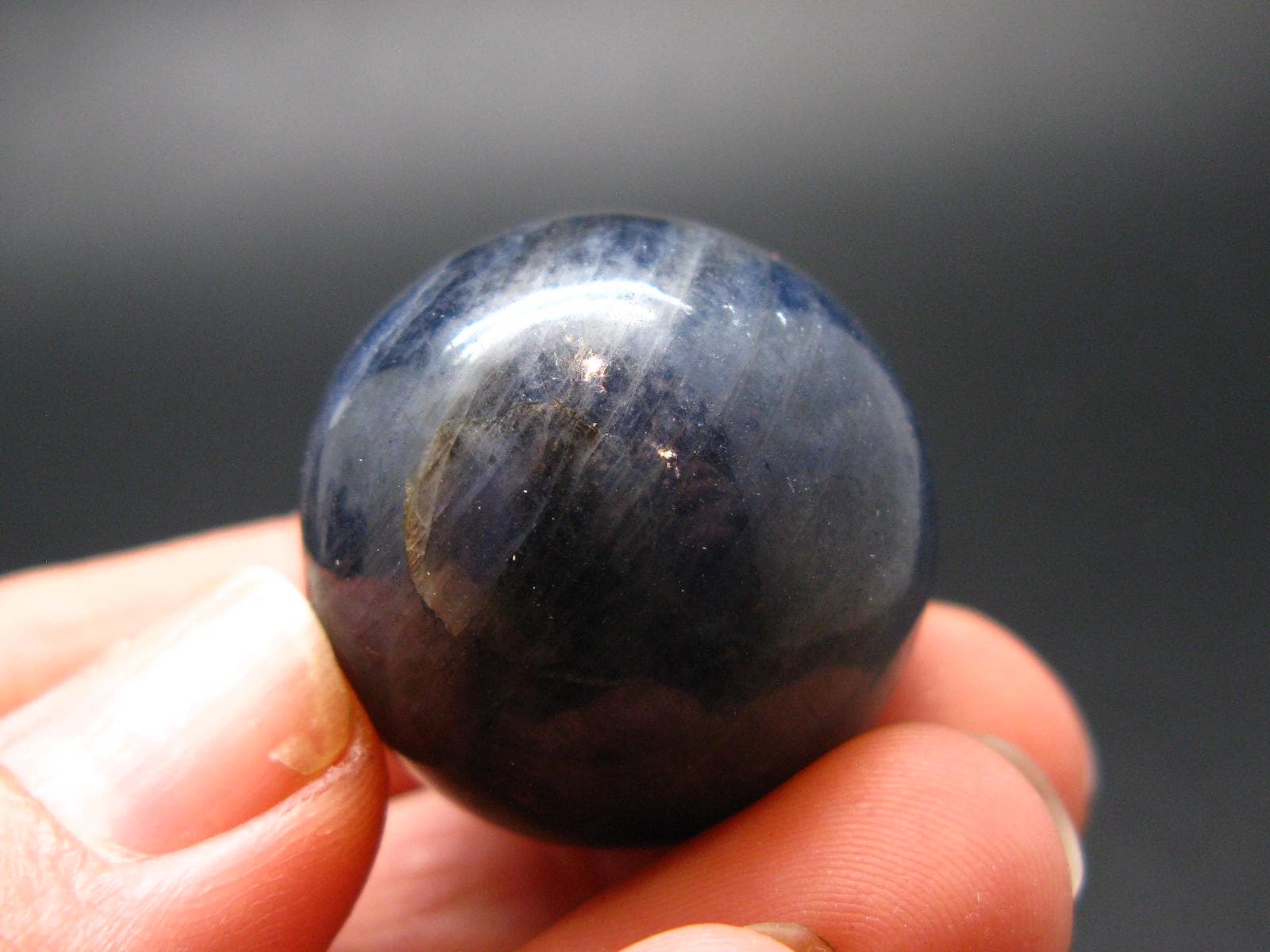 Genuine Sapphire Corundum Sphere Ball From India - 176.10 Carats - 1.0"