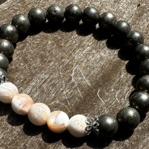 Scolecite and Pyrite, 8mm Healing Stone Bracelet with Positive Healing Energy for Peace! Scolecite and Pyrite, 8mm Healing Stone Bracelet with Positive Healing Energy for Peace!