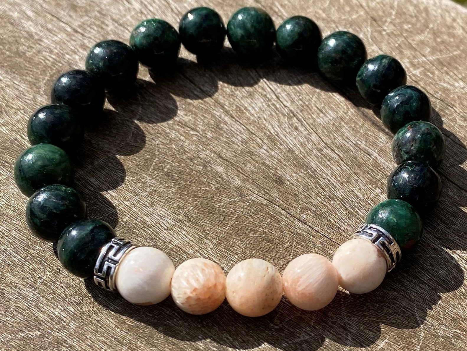 Emerald In Fuchsite And Scolecite, 8mm Healing Stone Bracelet With Positive Healing Energy For Joy And Patience! Emerald In Fuchsite And Scolecite, 8mm Healing Stone Bracelet With Positive Healing Energy For Joy And Patience!