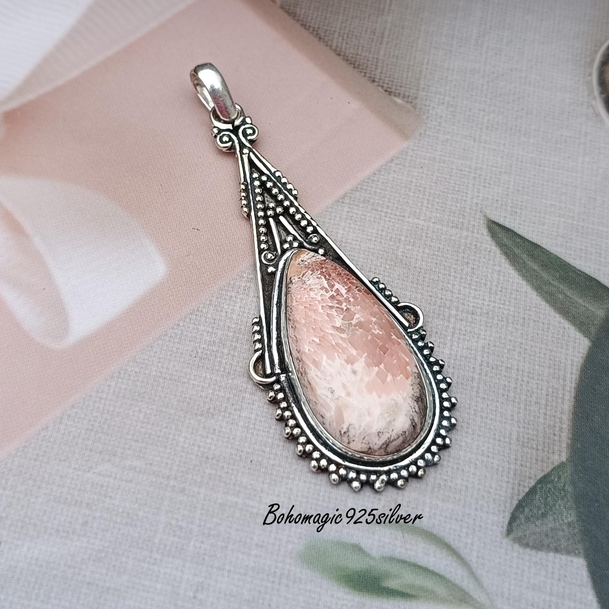 Handmade Pink Scolecite 925 Sterling Silver Pendant Necklace Handmade Pink Scolecite 925 Sterling Silver Pendant Necklace