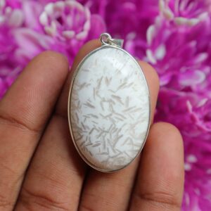 Unique Rice Design Scolecite Palm Pendant, 925 Sterling Silver Pendant, Natural Scolecite, Anniversary Gift, Scolecite Palm Meditation Stone Unique Rice Design Scolecite Palm Pendant, 925 Sterling Silver Pendant, Natural Scolecite, Anniversary Gift, Scolecite Palm Meditation Stone