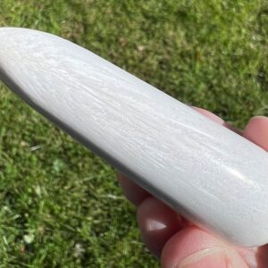 3.1" Scolecite Massage Wand, Romantic Gift For Wife, Girlfriend, Polished Pointed Wand, Palm Sized, Reiki Tools, Crystal Healing Gift #1