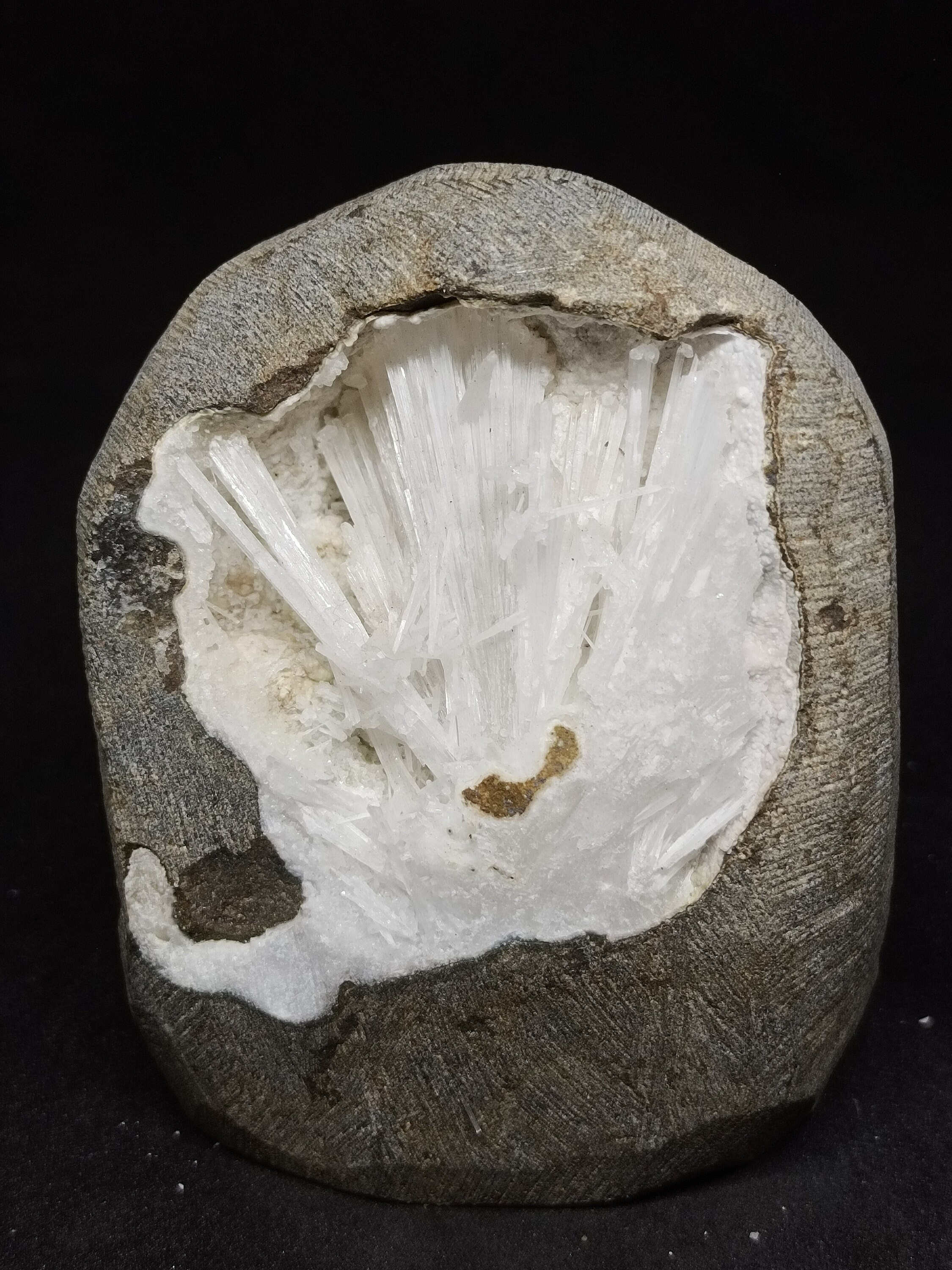 75mm Scolecite Geode Cathedral: Natural Crystal Display Piece 75mm Scolecite Geode Cathedral: Natural Crystal Display Piece