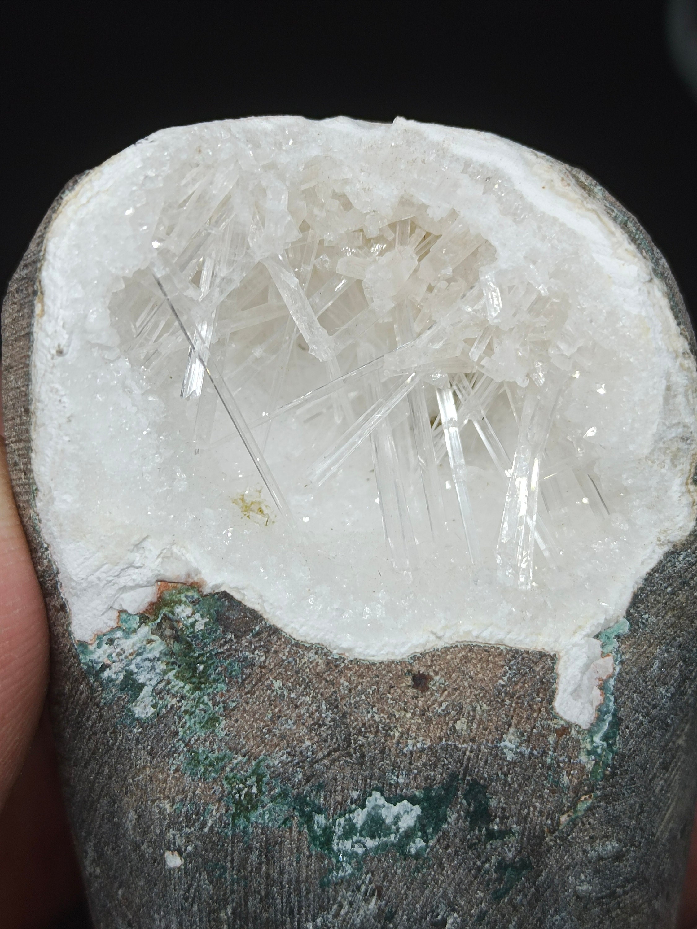 Clear Scolecite Crystal Geode Cluster: Natural Home Decoration
