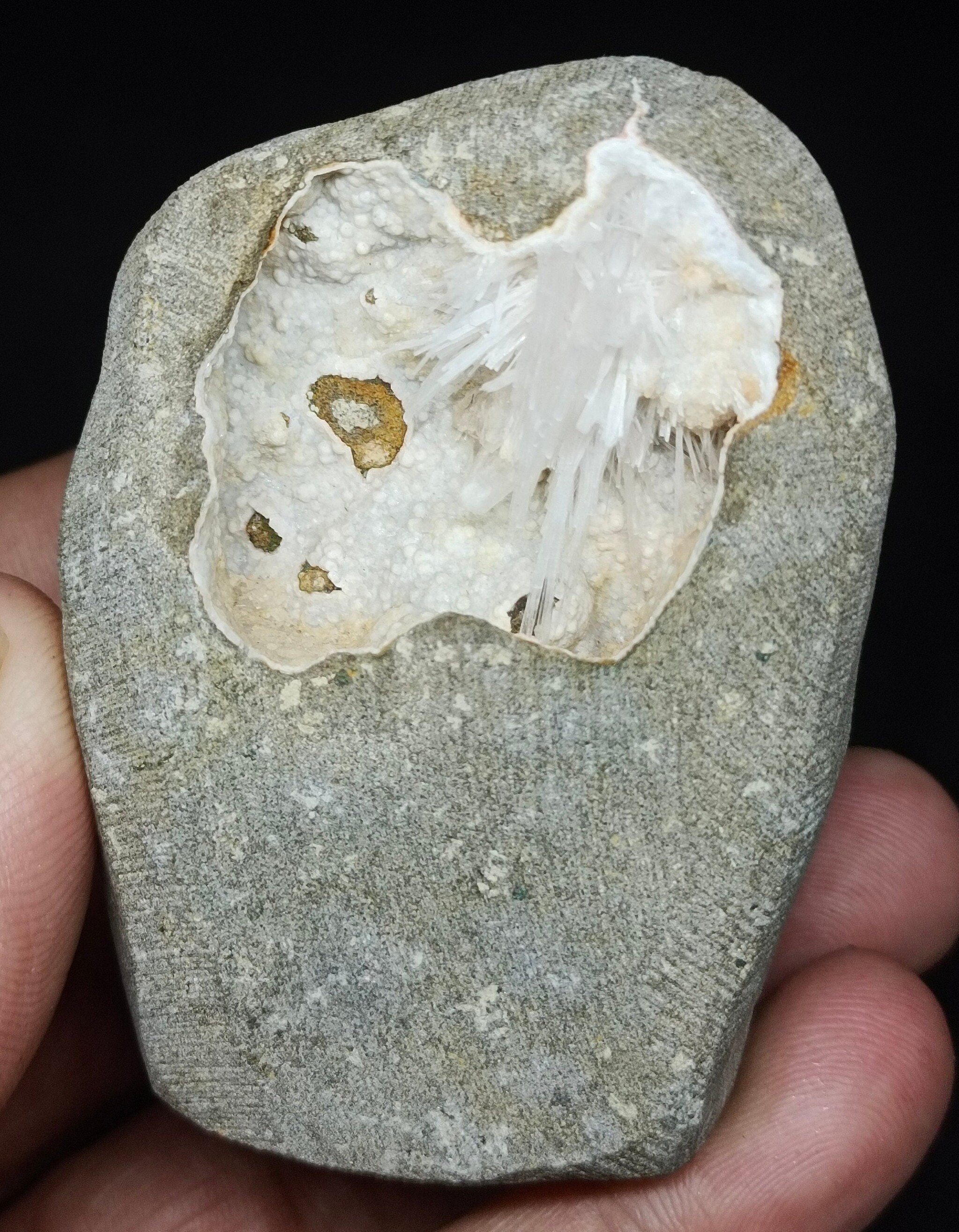 Natural Scolecite Cluster, Indian Geode Specimen, Home Decoration Natural Scolecite Cluster, Indian Geode Specimen, Home Decoration