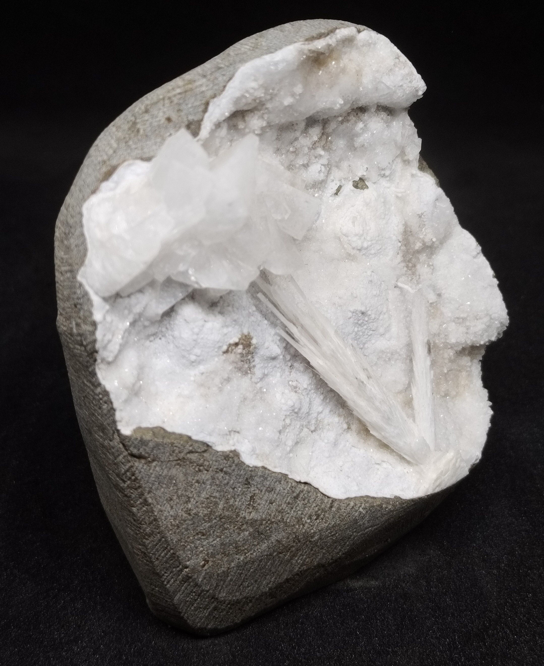 Natural Scolecite Geode Cluster: Self Standing Decor Piece Natural Scolecite Geode Cluster: Self Standing Decor Piece