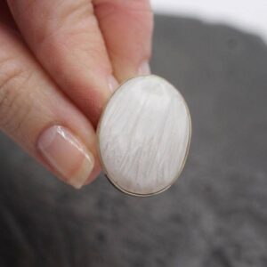 Vanilla Frost - Genuine Scolecite Sterling Silver Ring - Size 7