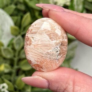 Peach Scolecite Palmstone | 14g | - #11 (polished Pink Crystal Pocket Stone Palm, Crown Chakra, Sleep) Peach Scolecite Palmstone | 14g | - #11 (polished Pink Crystal Pocket Stone Palm, Crown Chakra, Sleep)