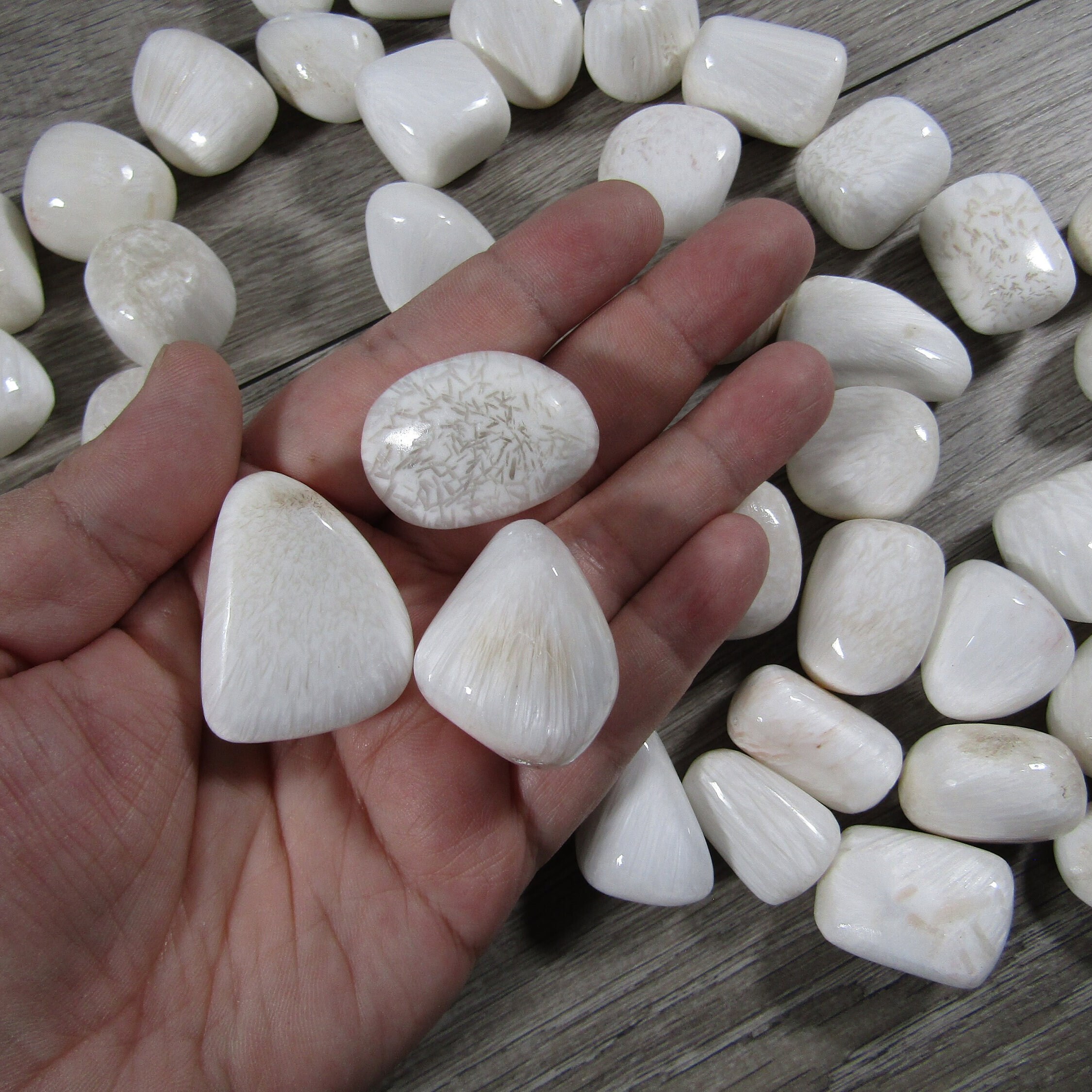 Scolecite Tumbled Stone 3/4" About