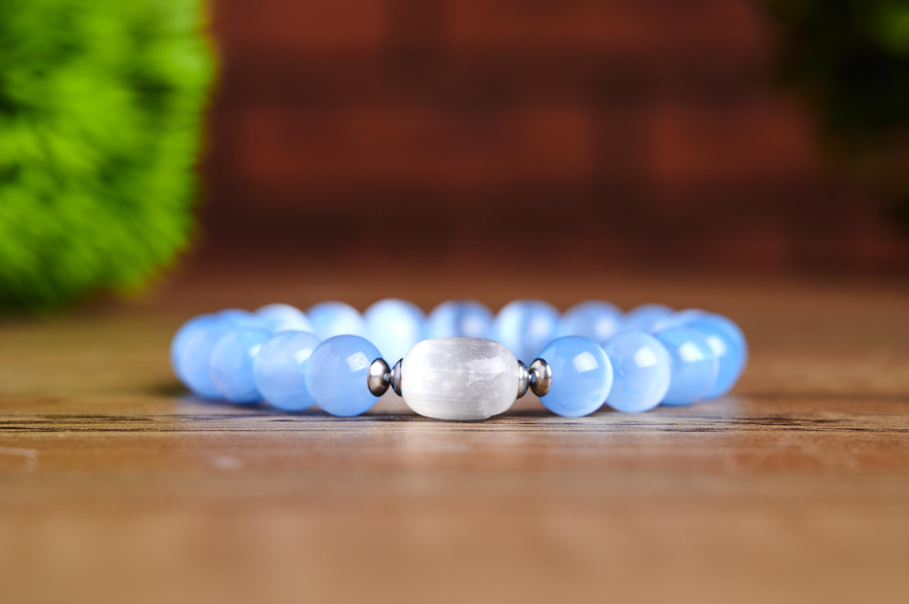 Genuine Aaa While And Blue Selenite Stretch Bracelet Genuine Aaa While And Blue Selenite Stretch Bracelet