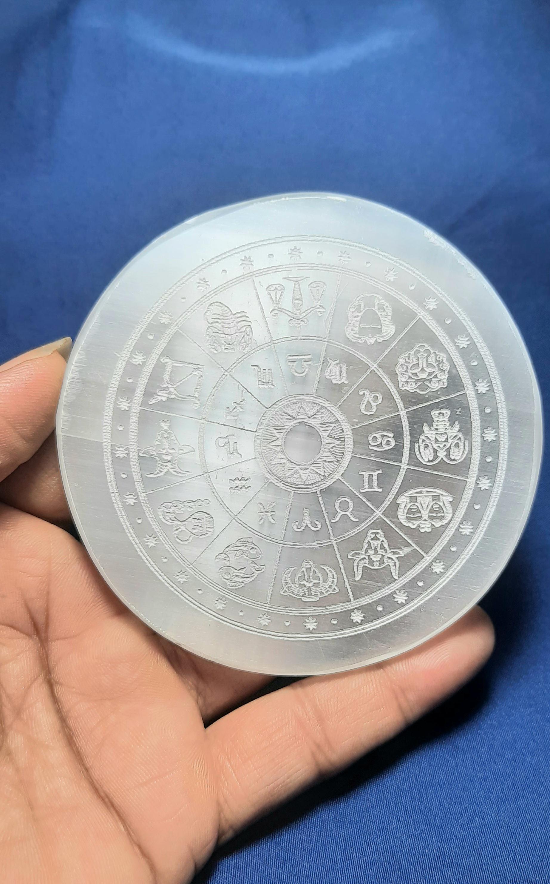 Natural Energised Selenite Crystal Recharging Plate : Selenite Round Charging Plate Reiki Energy Cleanser Recharge Crystal And Bracelets.