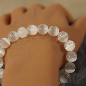 Selenite Bracelet • Stretch Bracelet • 10mm • 12mm • Cleansing • Purification • Clarity • Elastic Bracelet • White Bracelet • B1009