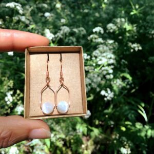 Selenite Copper Earrings: Elegant Jewelry Gifts Selenite Copper Earrings: Elegant Jewelry Gifts