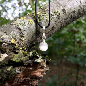 Minimalist Selenite Necklace, Jewellery, Satin Spar Jewelry Minimalist Selenite Necklace, Jewellery, Satin Spar Jewelry