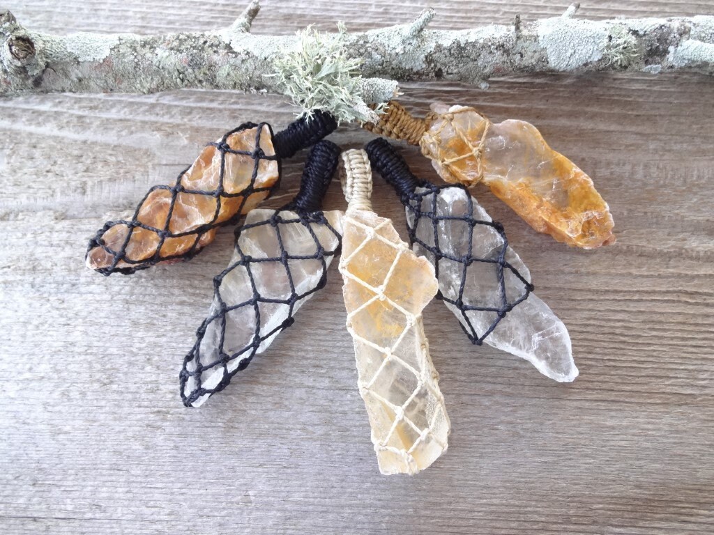 Raw Selenite Crystal Macrame Necklace, Rough Crystal Macrame Pendant, Calming Spiritual Stones Gift, Large Raw Crystal Jewelry