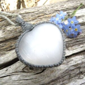 Raw Selenite Necklace - Selenite Heart Pendant - selenite jewelry - healing crystal necklace - selenite crystal - selenite pendant