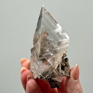 Selenite On Limonitic Matrix , 74g , - #6 (raw White Clear Crystal Specimen, Crown Chakra, Intuition) Selenite On Limonitic Matrix , 74g , - #6 (raw White Clear Crystal Specimen, Crown Chakra, Intuition)
