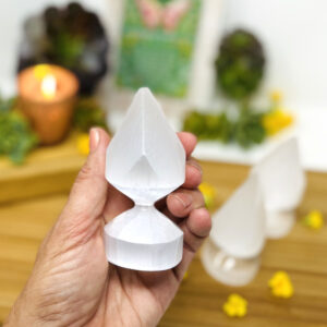Selenite Crystal 4 sided Spear Tips - Stone Point Ring Holder Crystal Cleansing Charging