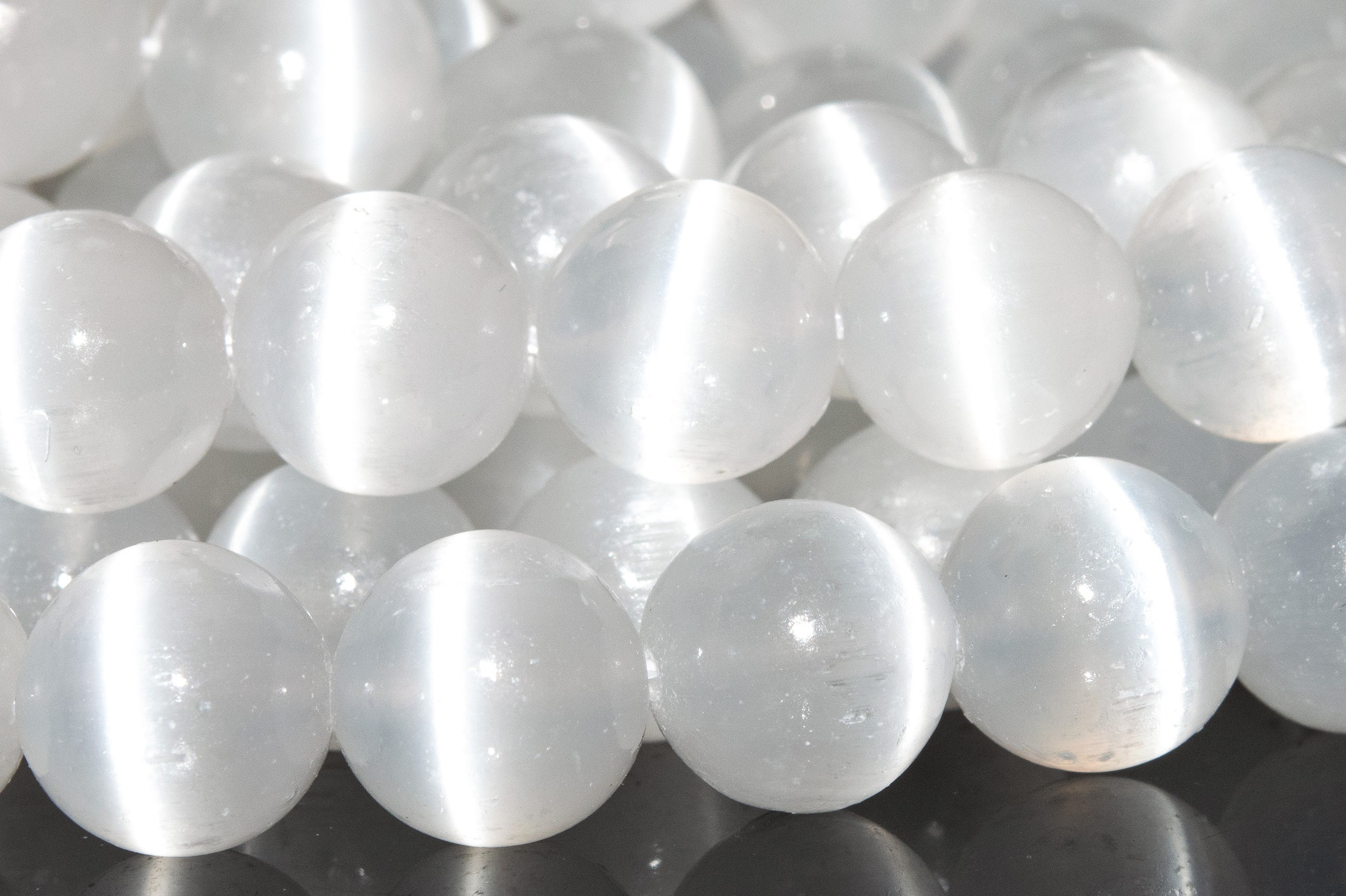 Genuine Natural Selenite Gemstone Beads 10mm White Cat's Eye Round Aaa Quality Loose Beads (115986)