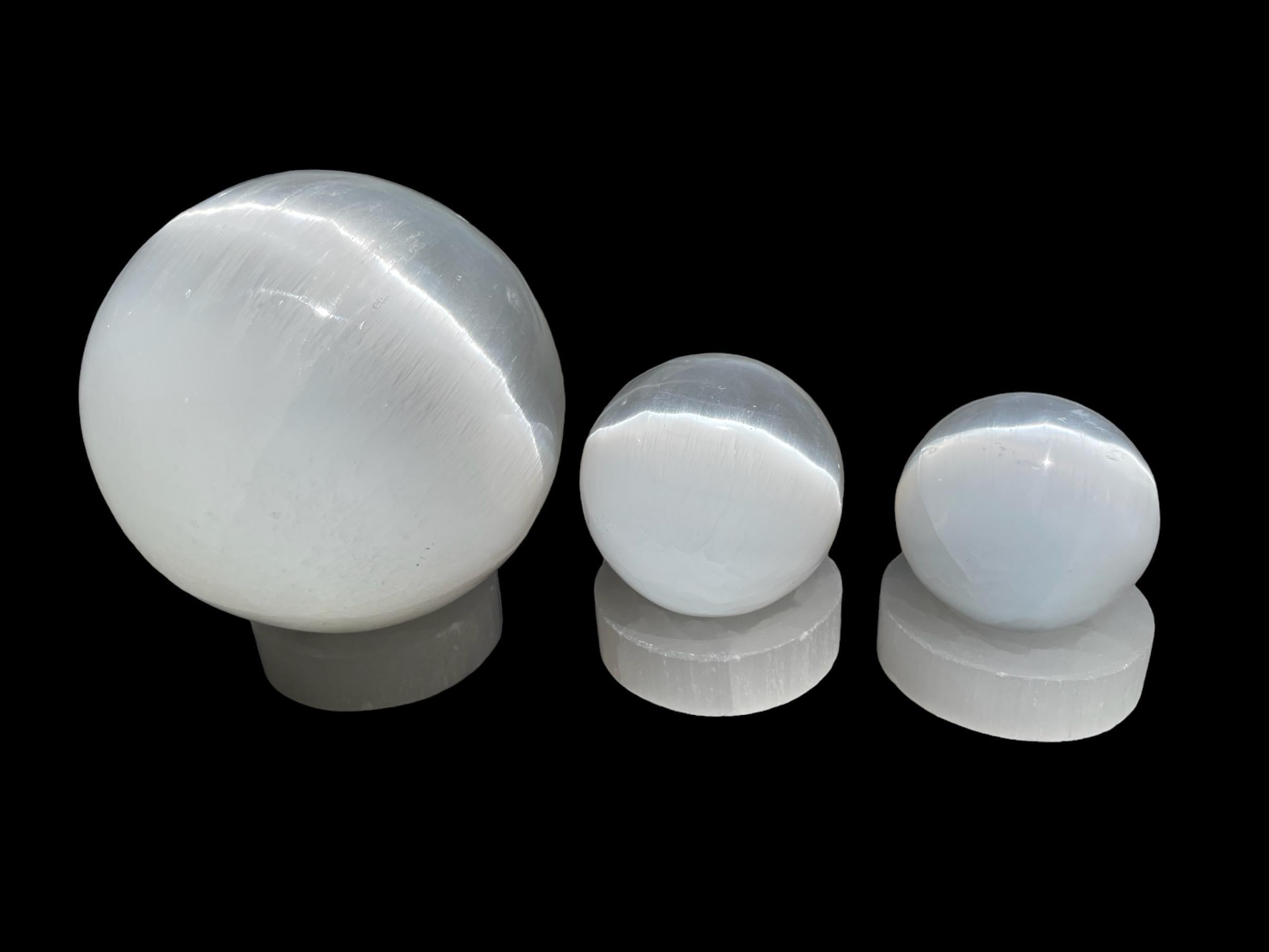 White Selenite Round Sphere Ball Size 2.5'' 3'' & 5'' Inches Sold By Piece