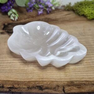 Selenite leaf Bowl Natural For Charging Crystals & Clarity Selenite leaf Bowl Natural For Charging Crystals & Clarity