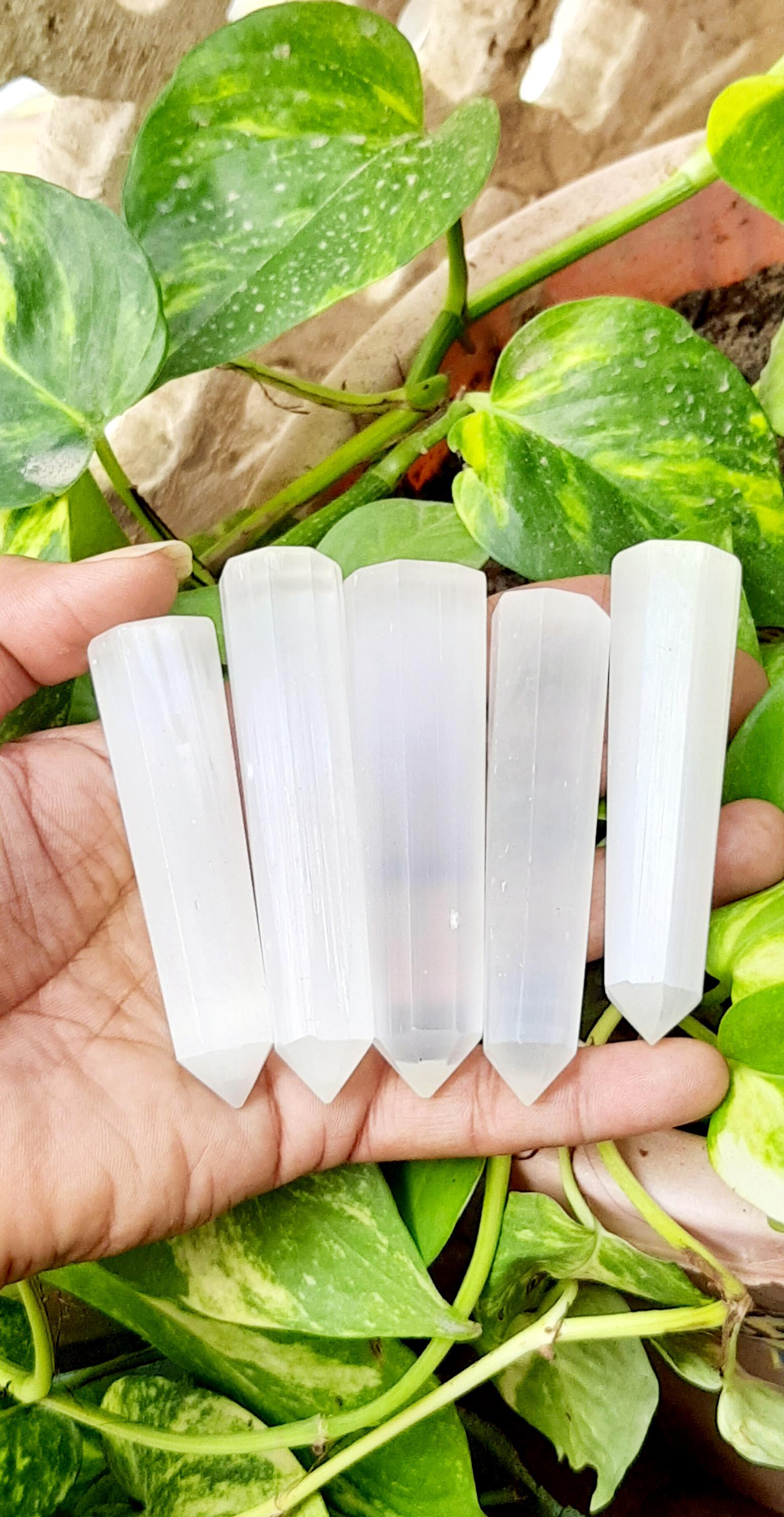 Selenite Pencil:elevate Energy,goddess Of Wealth,energy Cleaners,purify Crystal,magic,carving,meditation,healing,aura Cleaning,protection. Selenite Pencil:elevate Energy,goddess Of Wealth,energy Cleaners,purify Crystal,magic,carving,meditation,healing,aura Cleaning,protection.