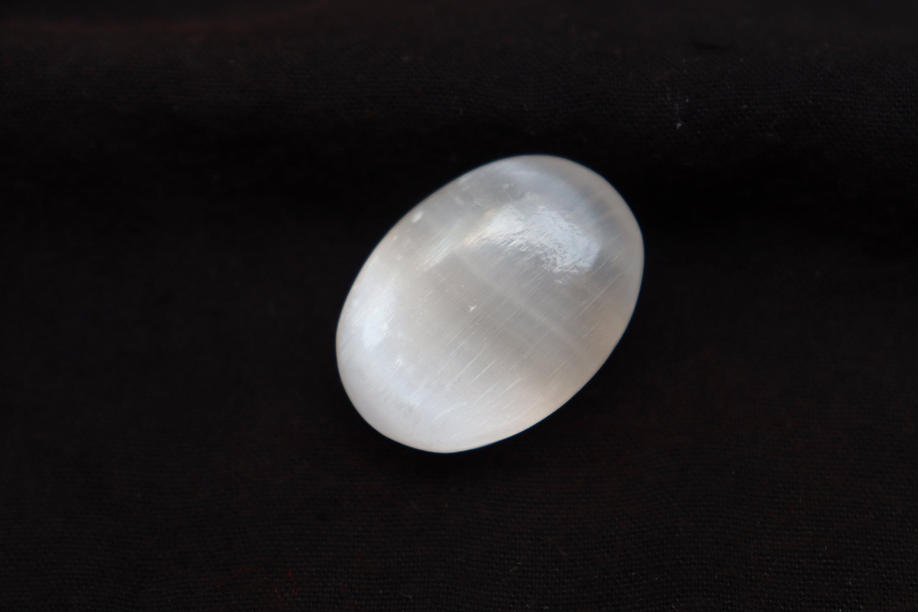 Polished Selenite Palmstone, Selenite Palmstone Crystals, Selenite Polished Crystal, Selenite Crystal, Selenite Pocket Stone, 35mm Palmstone