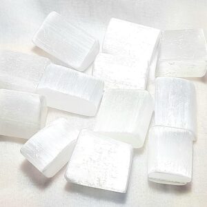 Selenite Tumble Gemstone:cleansing And High Vibration Crystal Aura Cleaning Astrology Peace Meditation Reiki Energy Protection Growth Vastu.