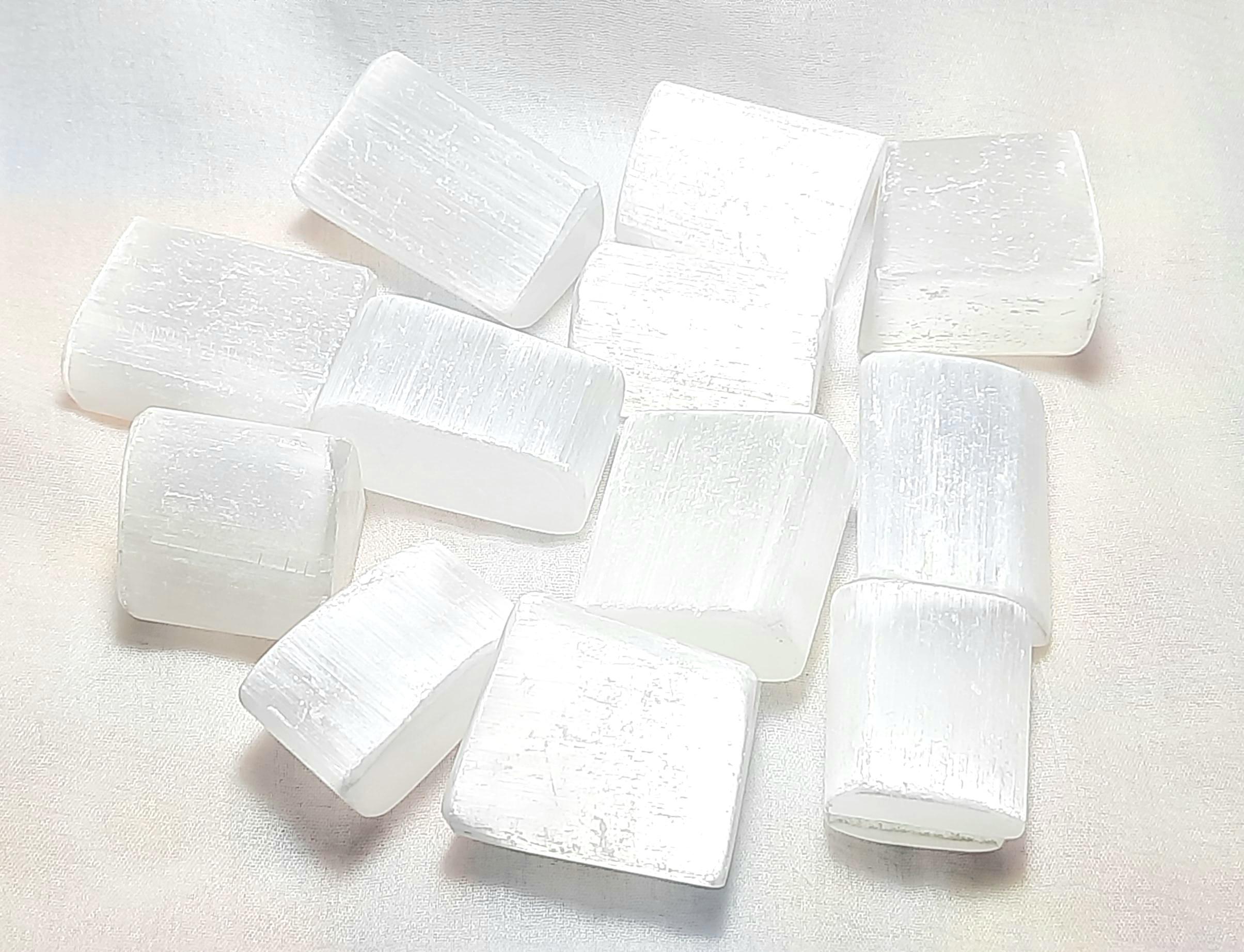 Selenite Tumble Gemstone:cleansing And High Vibration Crystal Aura Cleaning Astrology Peace Meditation Reiki Energy Protection Growth Vastu. Selenite Tumble Gemstone:cleansing And High Vibration Crystal Aura Cleaning Astrology Peace Meditation Reiki Energy Protection Growth Vastu.