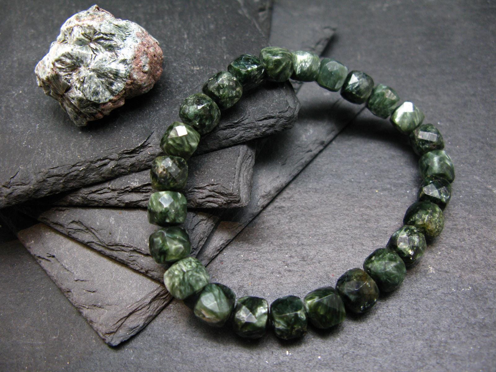 Aaa Grade Seraphinite Clinochlore Genuine Bracelet ~ 7 Inches  ~  8mm Square Beads