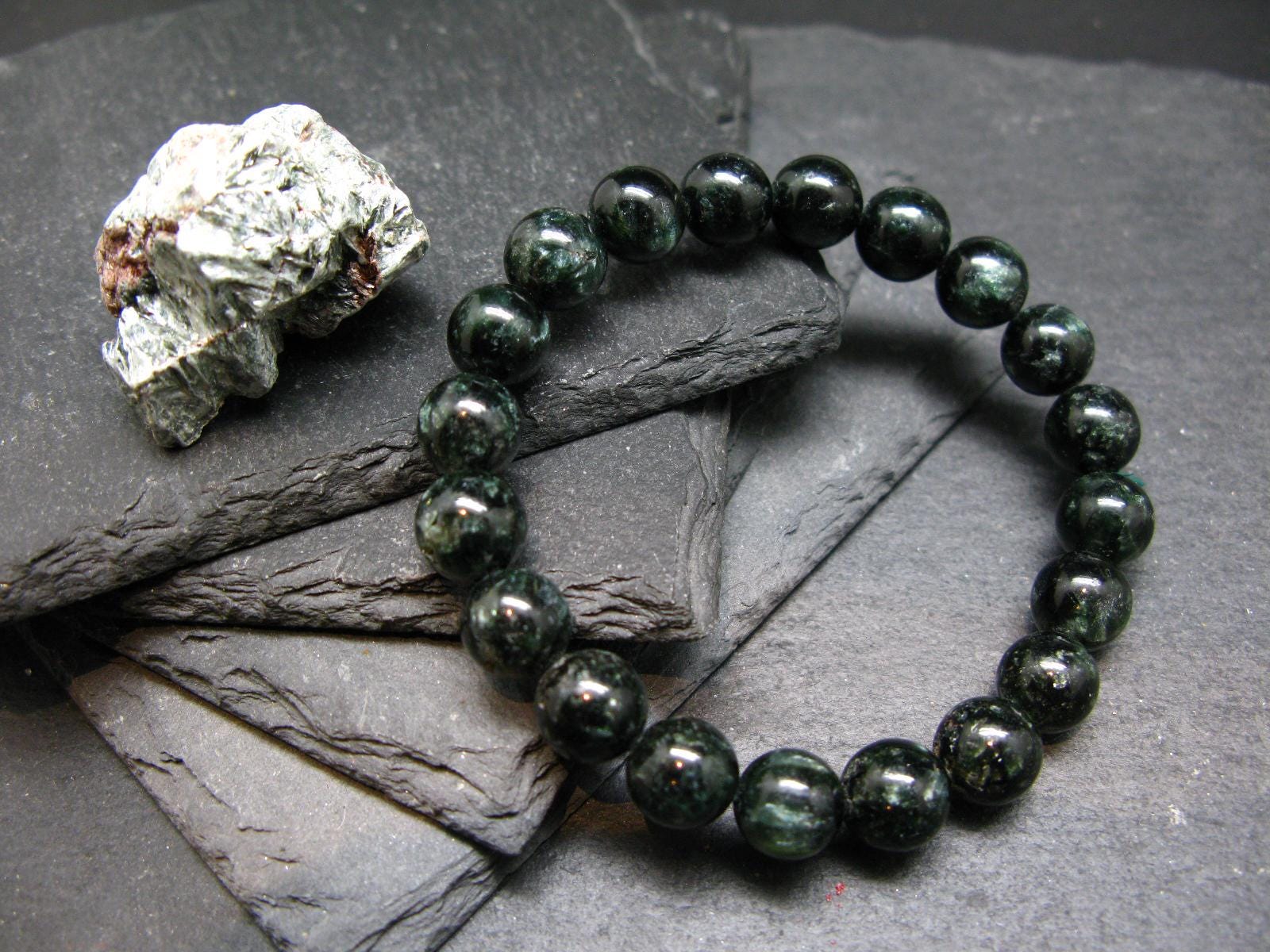 Seraphinite Clinochlore Genuine Bracelet ~ 7 Inches  ~ 9mm Round Beads