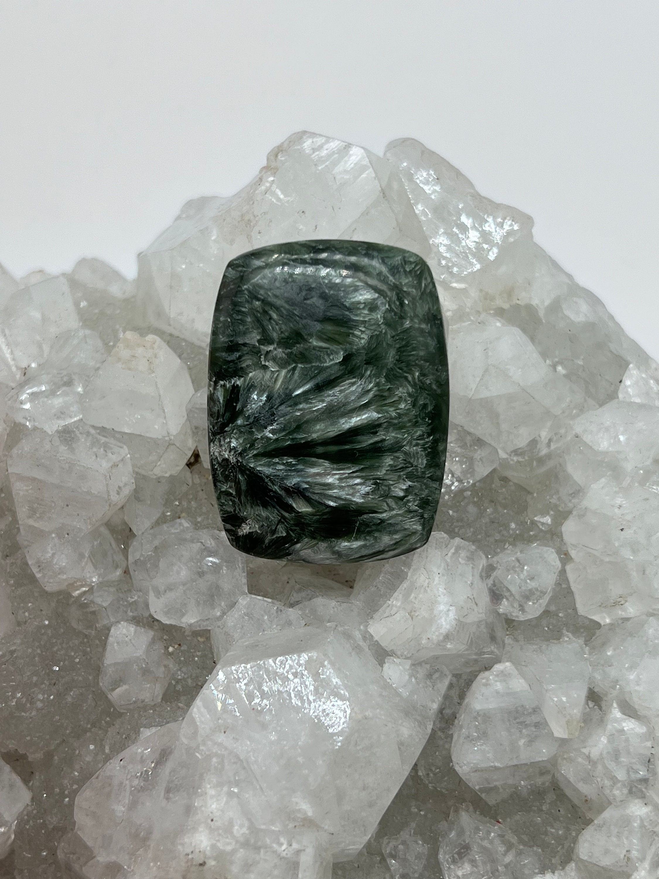 Rectangle Seraphinite Cabochon 35.61ct Rectangle Seraphinite Cabochon 35.61ct