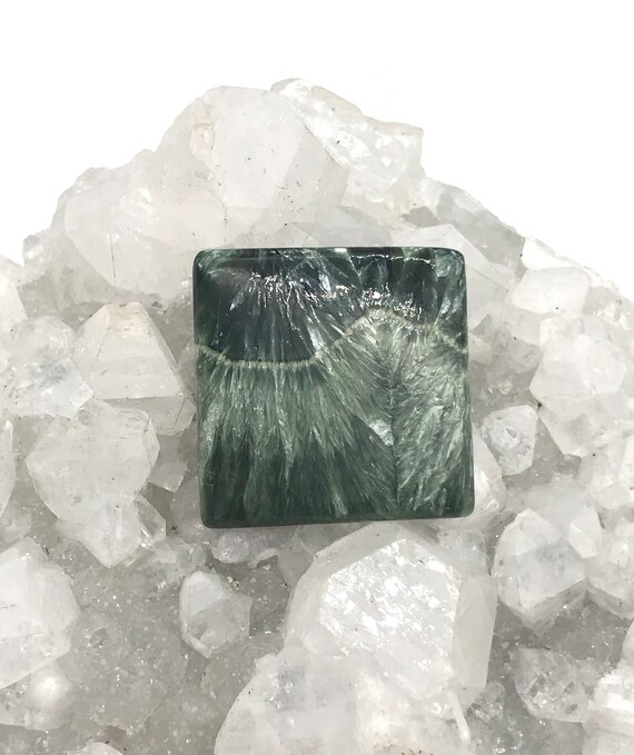 Square Seraphinite Cabochon-48.10ct