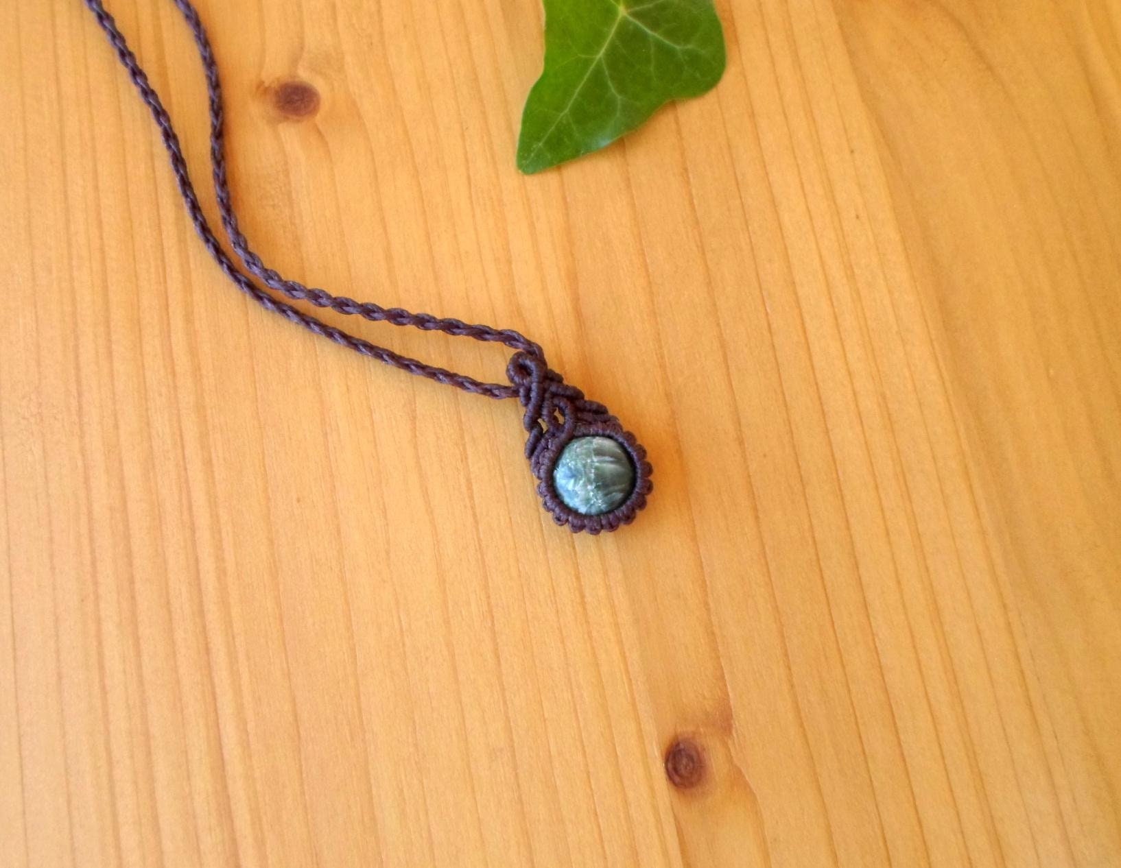 Seraphinite Pendant, Macrame Necklace, Seraphinite Jewelry, Macrame Pendant, Seraphinite Necklace, Macrame Jewelry, Hippie Pendant
