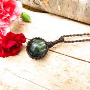 Mothers Day Gift, Seraphinite Necklace, Macrame Jewelry, Angel Pendant, Green Gemstone