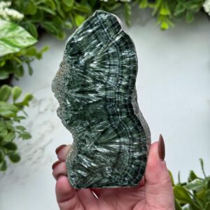 Seraphinite Slab , 152g , - #6 (polished Green Crystal Chunk, Healing Stone, Heart Chakra, Compassion) Seraphinite Slab , 152g , - #6 (polished Green Crystal Chunk, Healing Stone, Heart Chakra, Compassion)