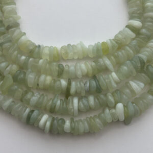 Serpentine Gemstone Chip Beads. 15" Strand Of 10-12mm Thick Chip Beads. Irregular Slices. New Jade. Serpentine Gemstone Chip Beads. 15" Strand Of 10-12mm Thick Chip Beads. Irregular Slices. New Jade.