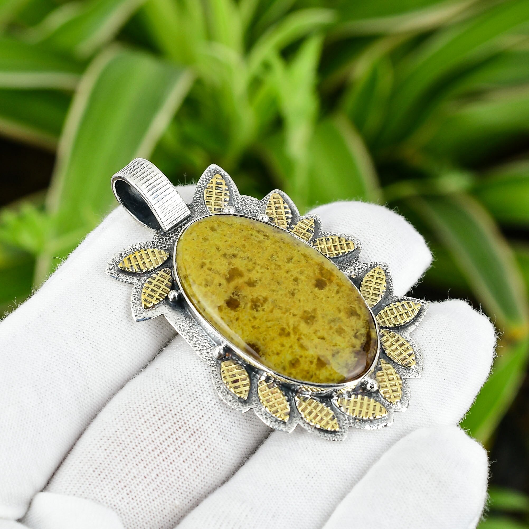 Australian Serpentine Pendant: 925 Sterling Silver, 18k Gold Plated