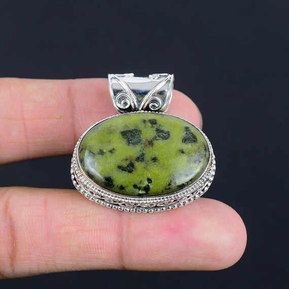 Serpentine Pendant: Handmade 925 Sterling Silver Vintage Style Serpentine Pendant: Handmade 925 Sterling Silver Vintage Style